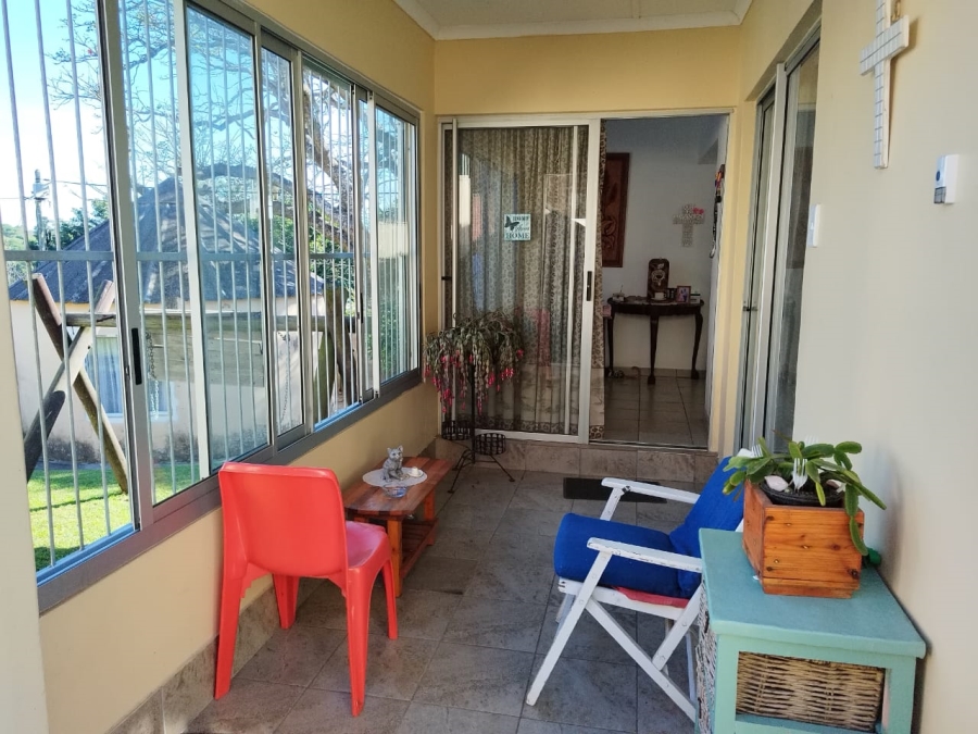 3 Bedroom Property for Sale in Sunnyridge Eastern Cape